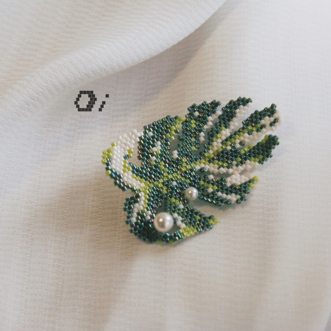 Monstera Beaded Brooch