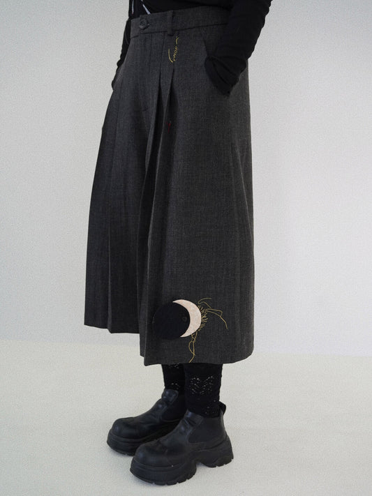 Moonshadow Creative Wool Cropped Pants