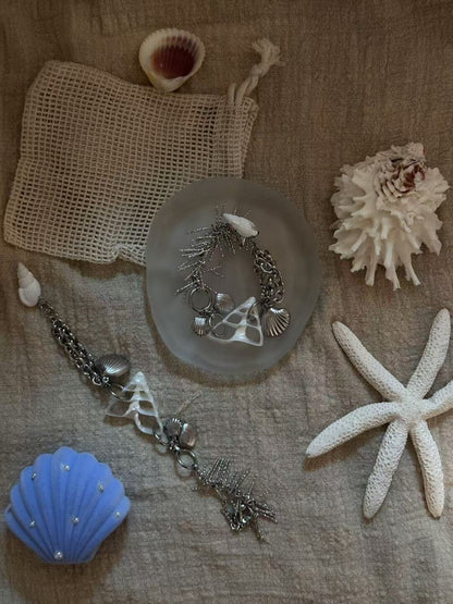 Mousse Cake Conch Pendant Bracelet