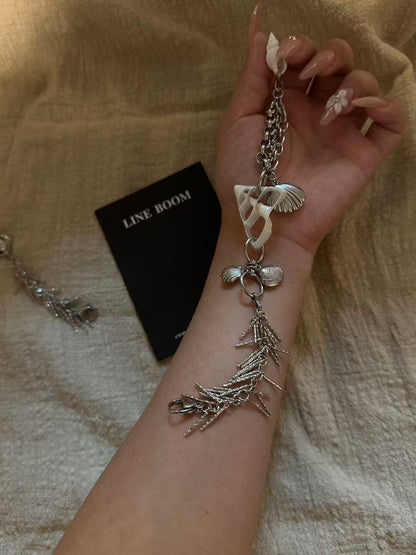 Mousse Cake Conch Pendant Bracelet