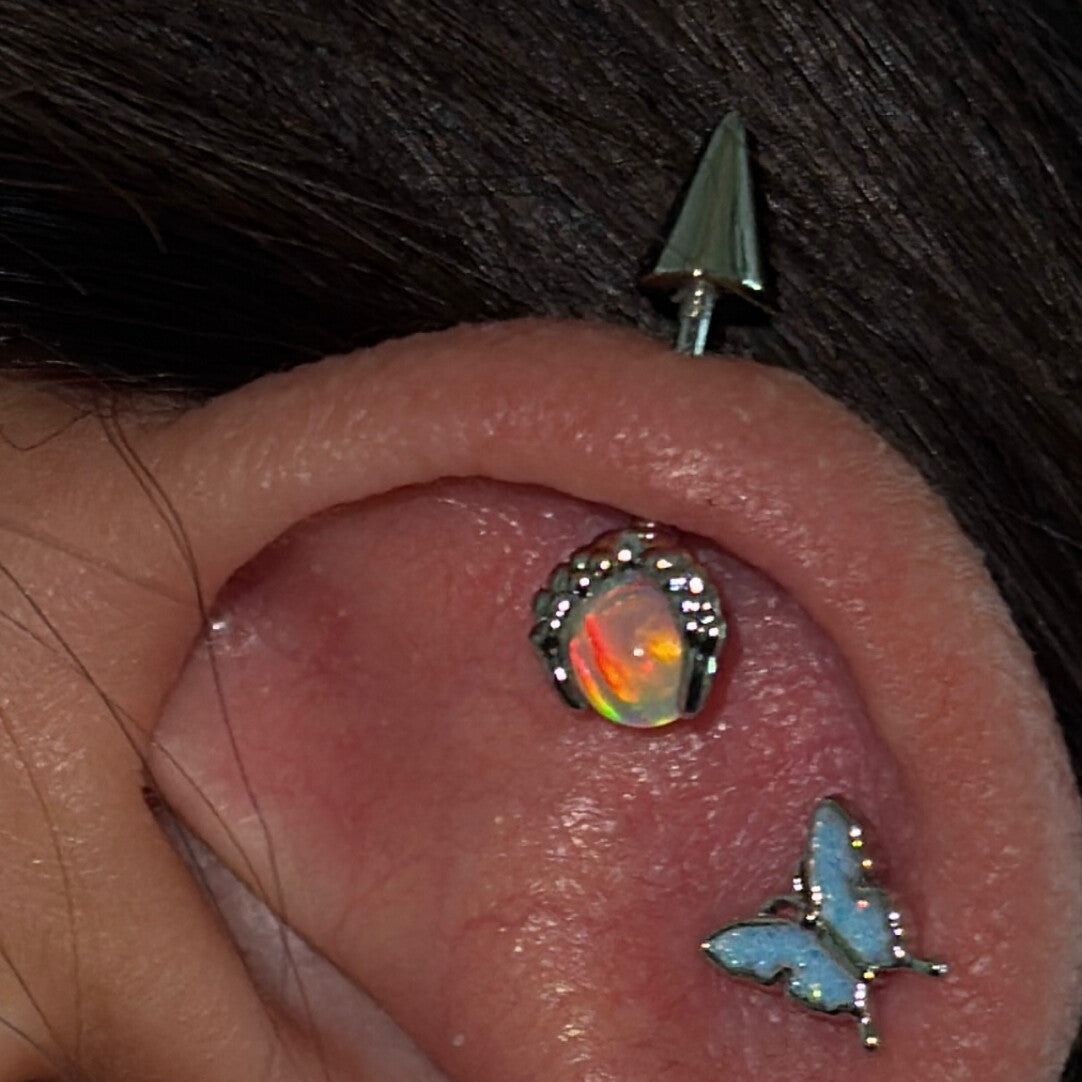 Nothing And Others Threaded Screw Flat Black Earring