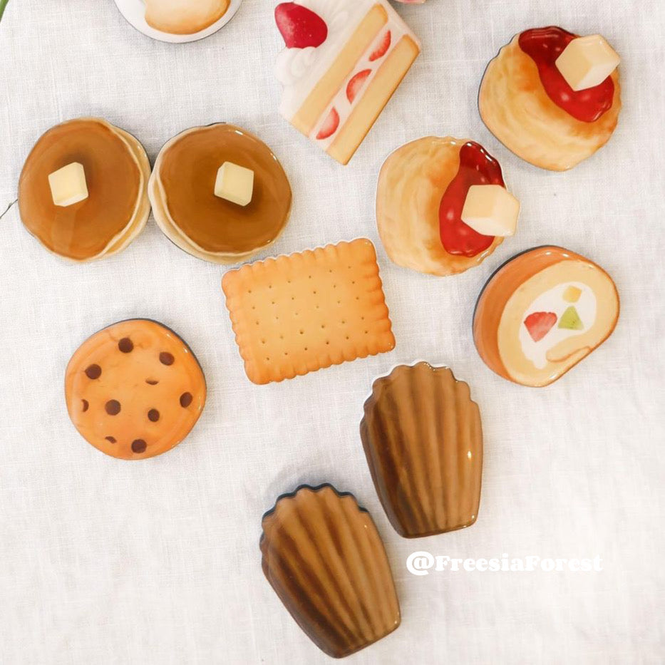 Fun Doughnuts Phone Stand