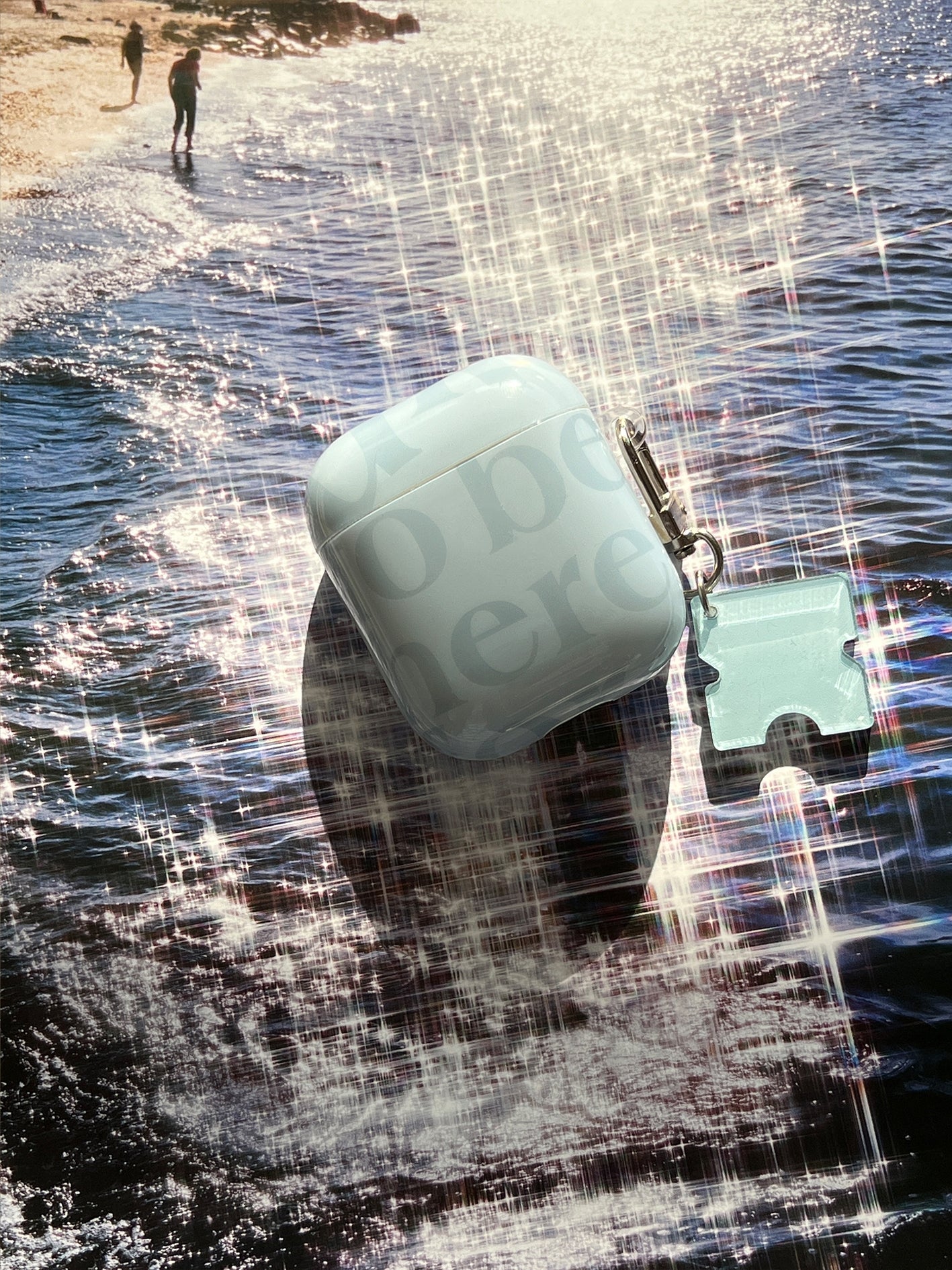 Coconut Island Airpods Case