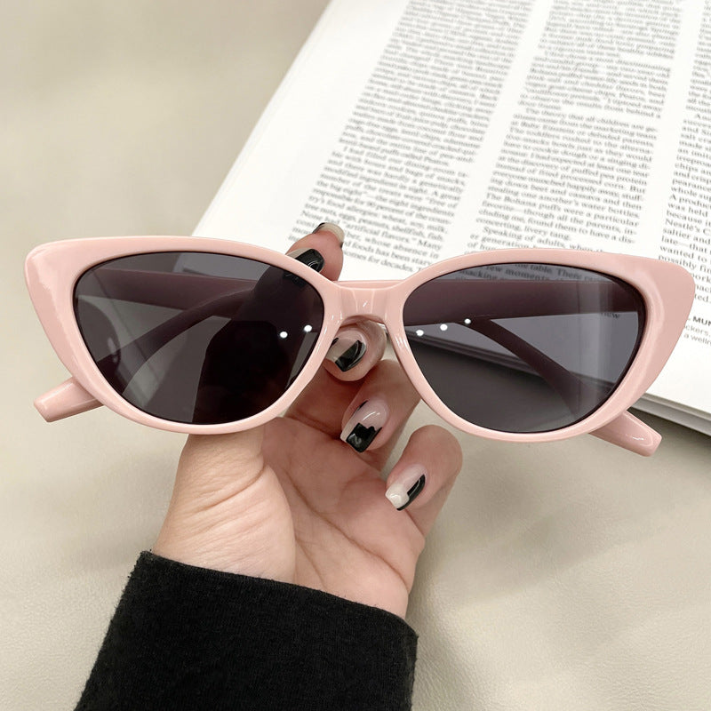 Cat eye super light sunglasses