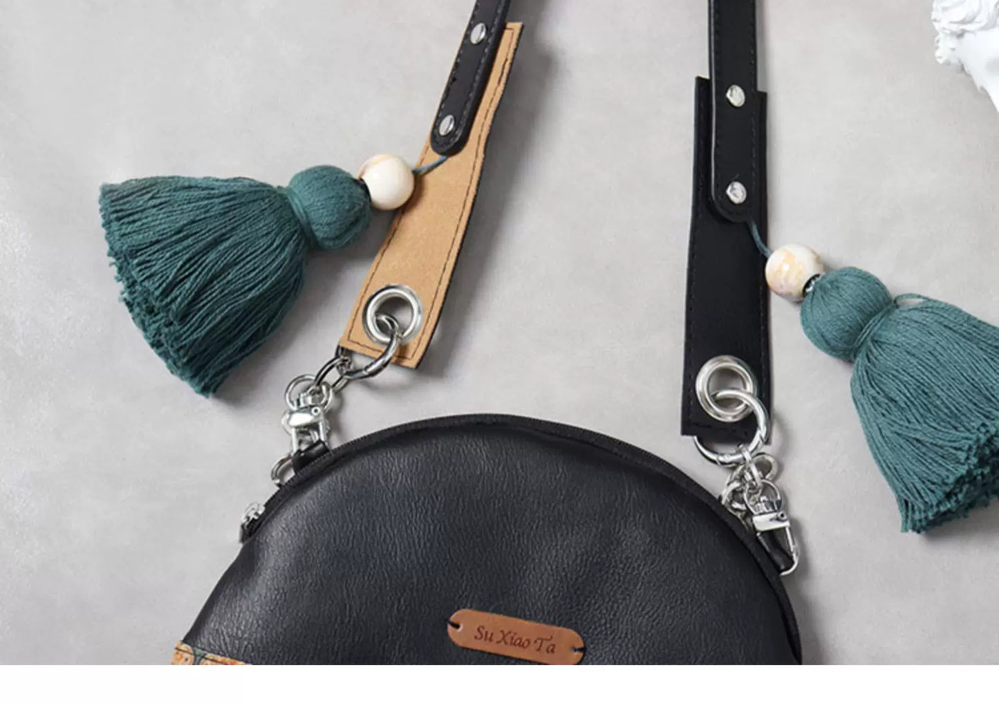 Vintage Floral Round Crossbody Bag |  | Three Fleas