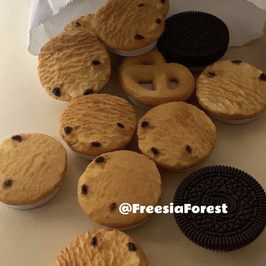 Fun Cookie Phone Stand