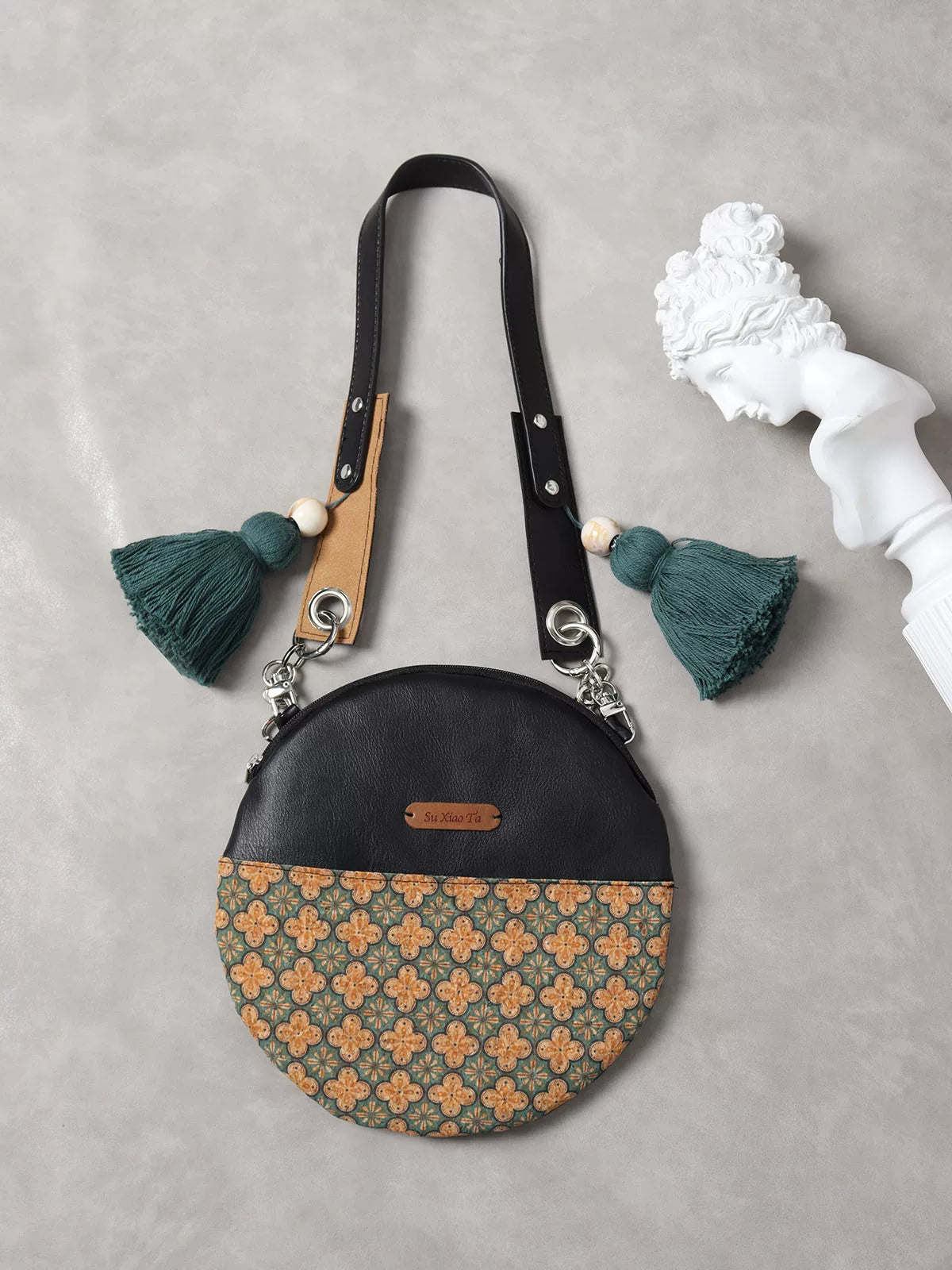 Vintage Floral Round Crossbody Bag |  | Three Fleas