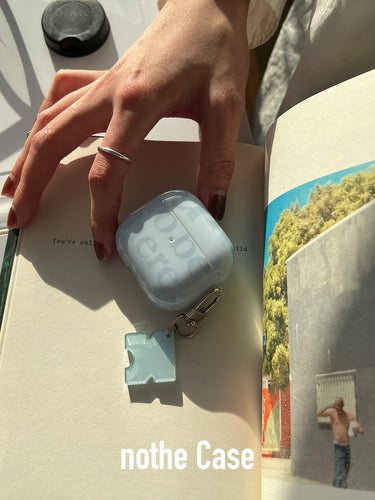 Coconut Island Airpods Case