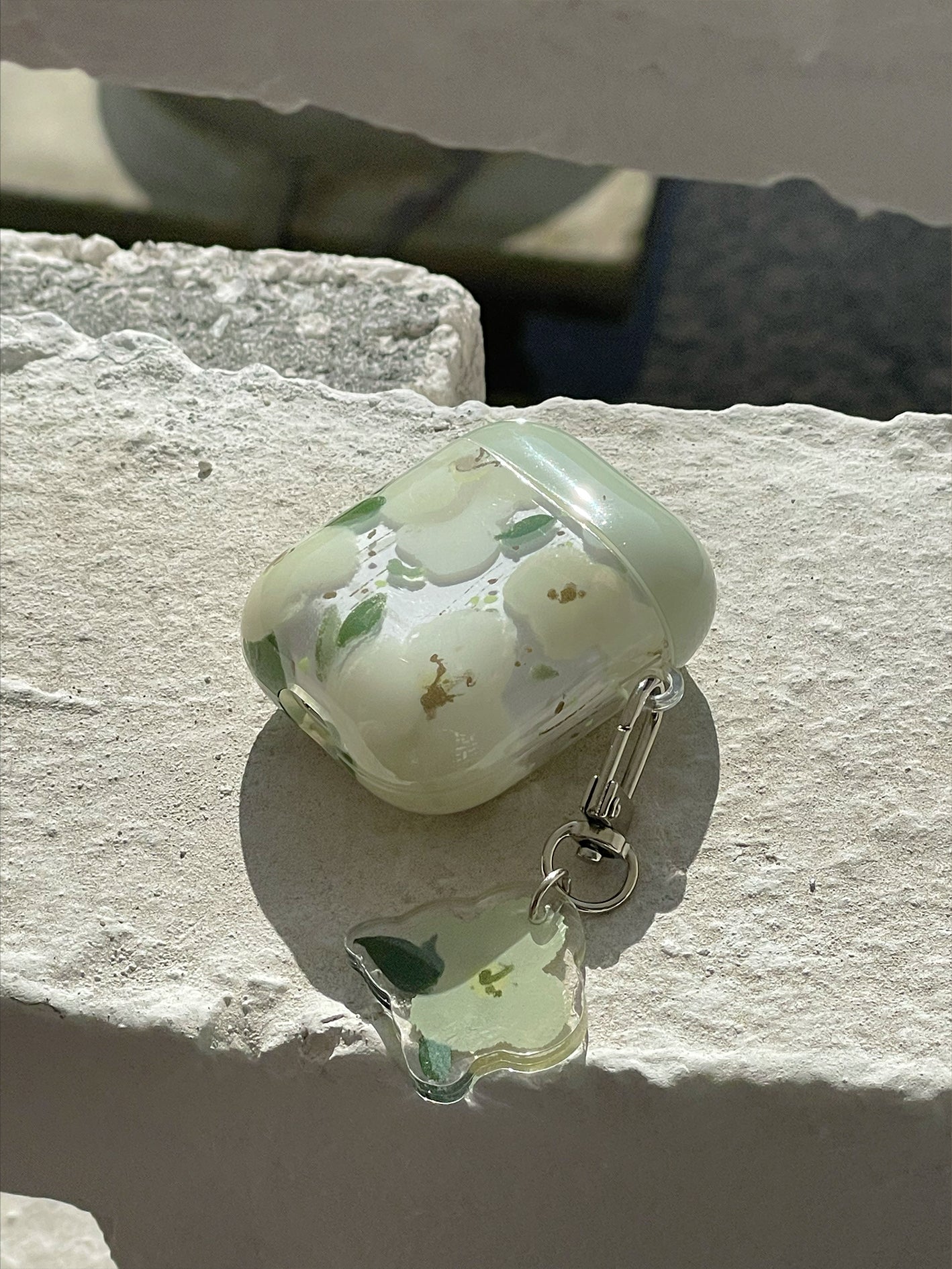 Camellia AirPods Case