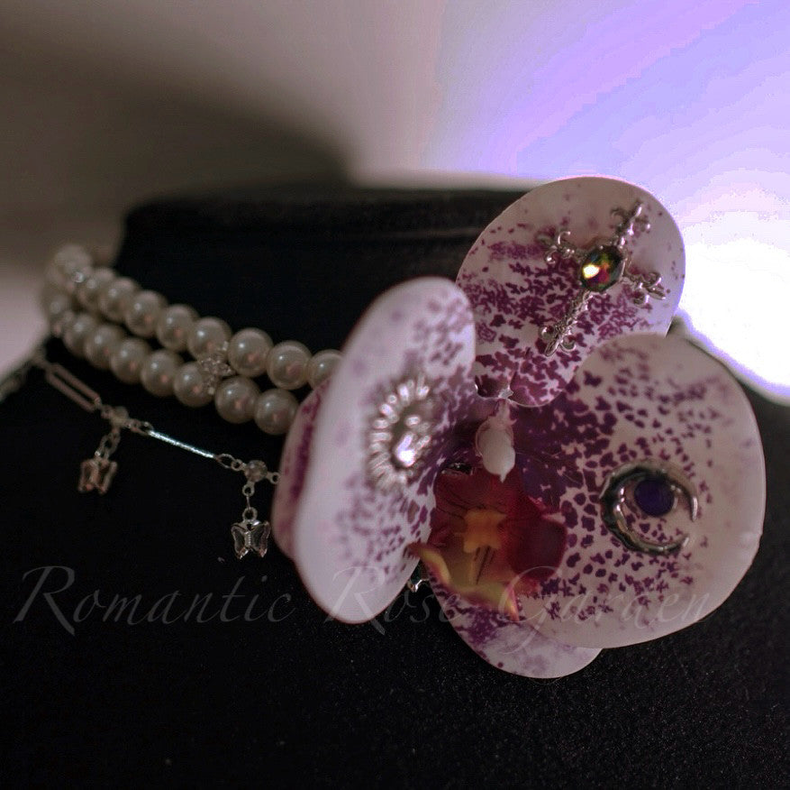 Orchid Pearl Choker