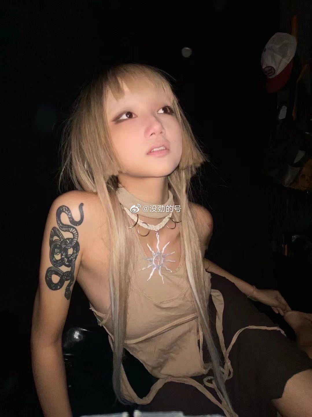 Original Design Growth Lines Necklace