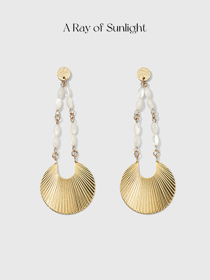 Paradise Island Scallop Earrings