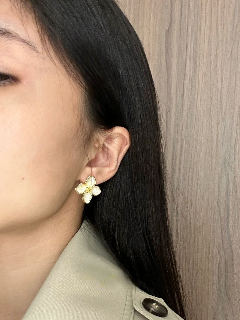 Pear Blossom Silver Stud Earrings