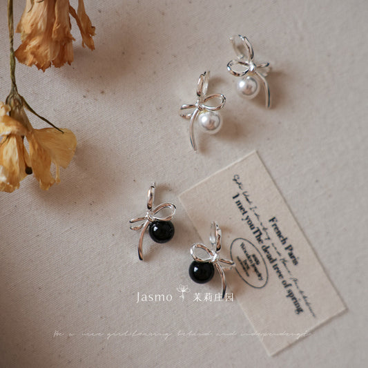 Pearl Black Onyx Bow Earrings