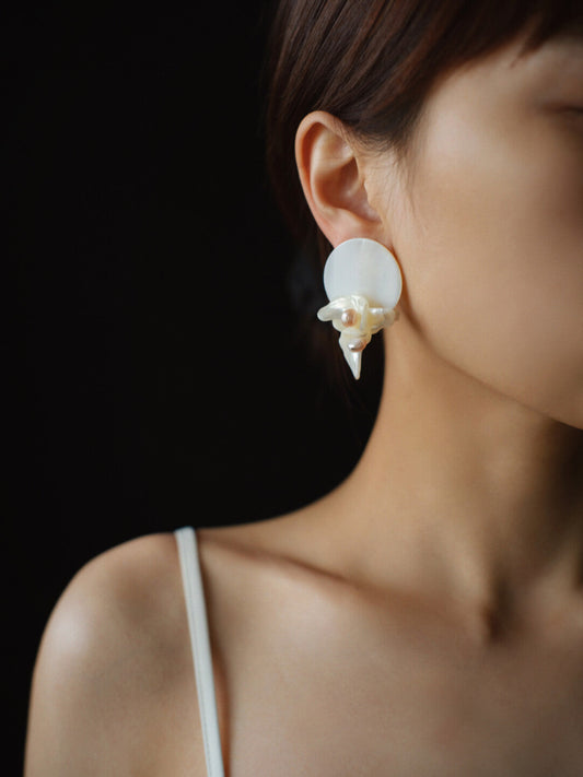 Shell Pearl Earrings