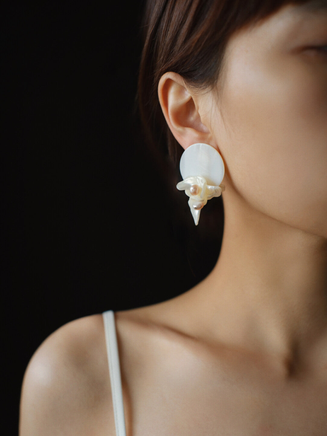 Shell Pearl Earrings