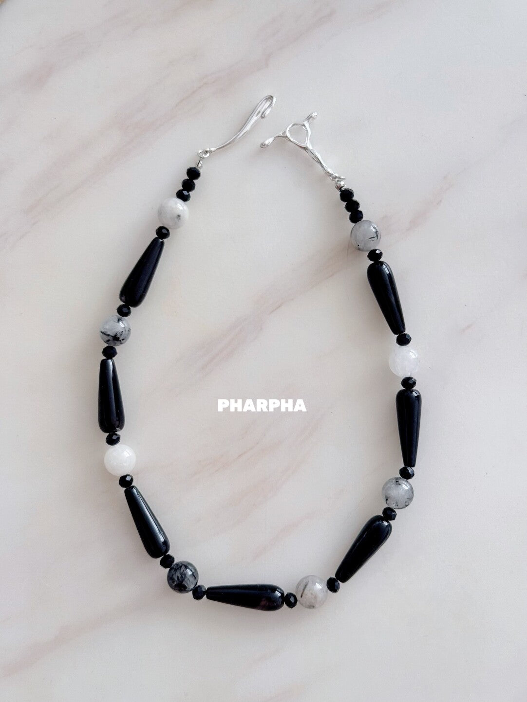 Pharpha Black & White Necklace