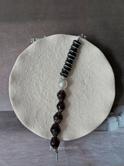 Pharpha Vintage Glass Ebony Pearl Bracelet