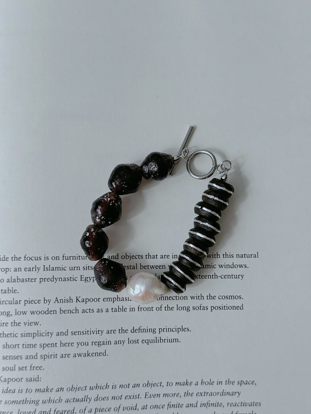 Pharpha Vintage Glass Ebony Pearl Bracelet
