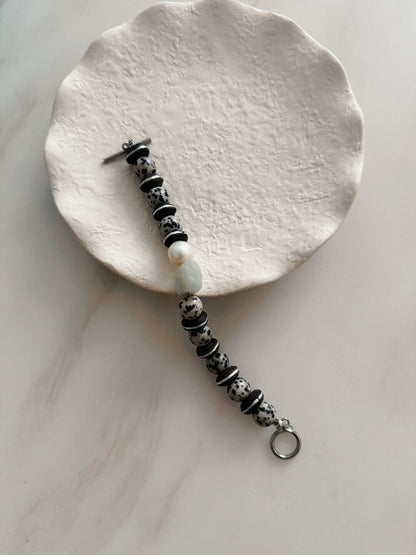 Pharpha Vintage Natural Stone Ebony Baroque Pearl Bracelet