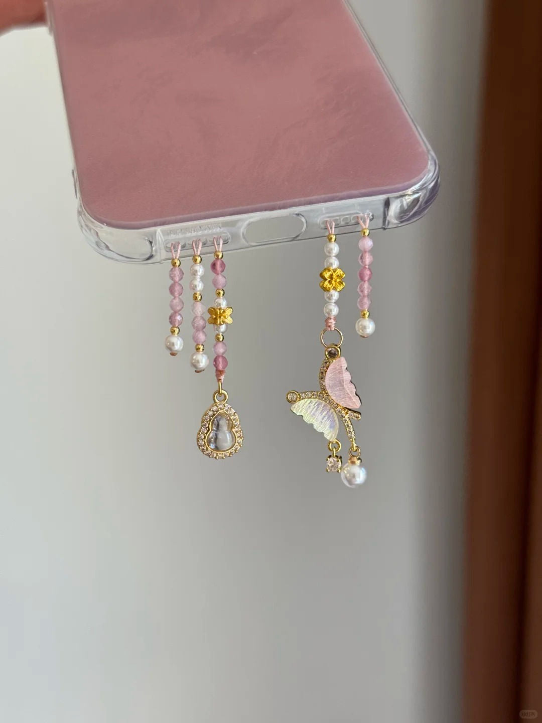 Pink Butterfly Beaded Pendant With Phone Case