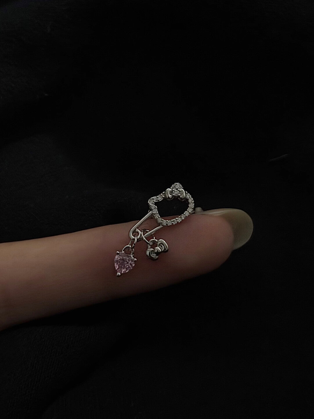 Pink Heart Hanger Threaded Screw Flat Black Earring