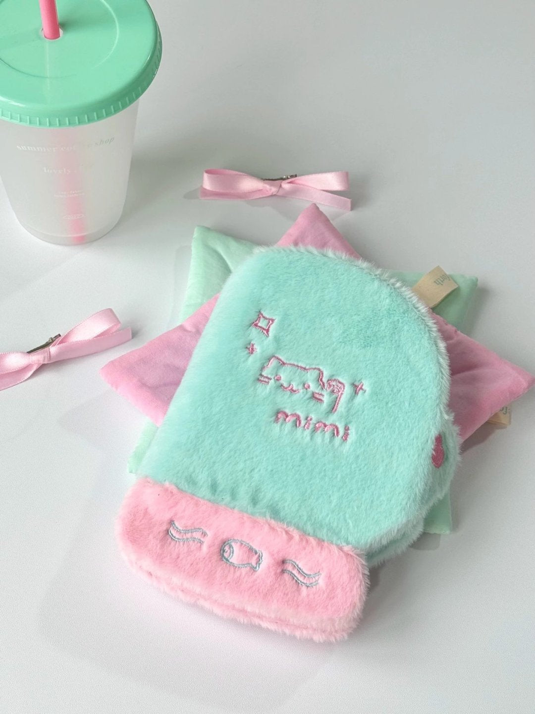 Plush Gloves Mini 3 inch 3 Ring Binder