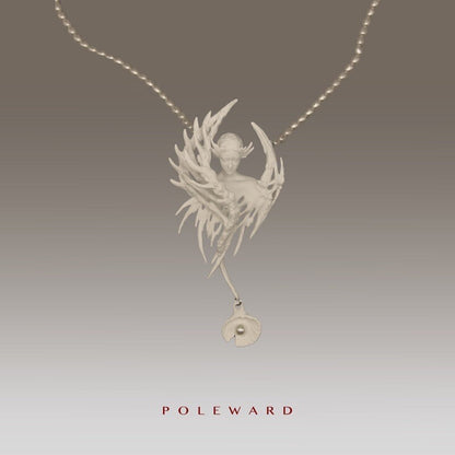 Poleward Siren Pearl Necklace