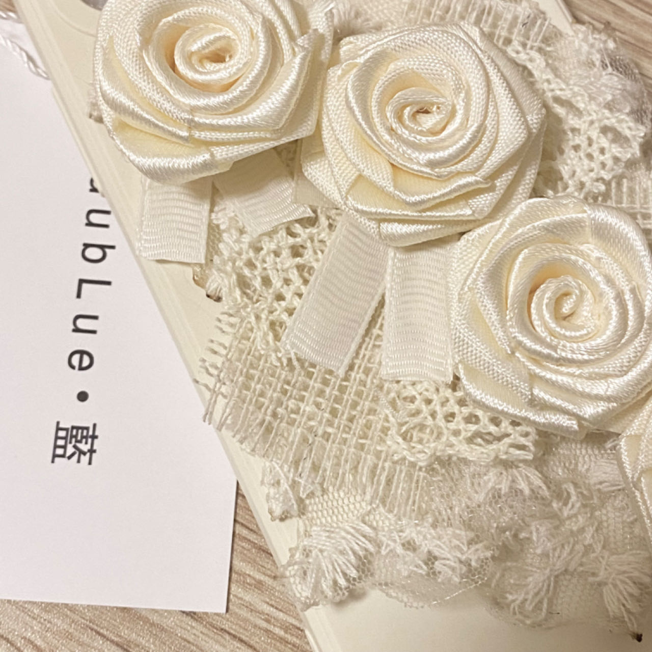 Pure White Roses Phone Case