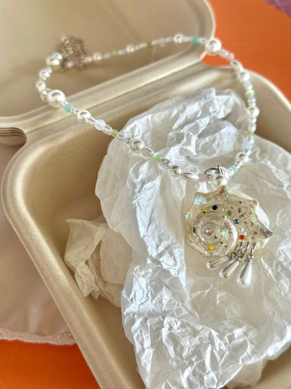 Rainbow Shard Conch Necklace