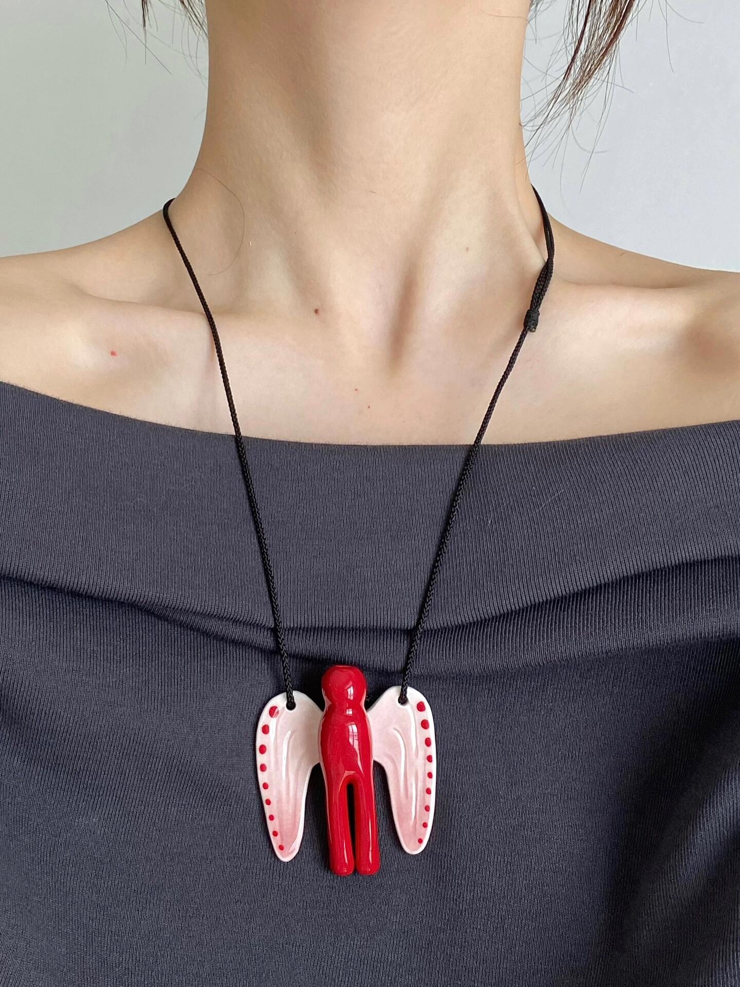 Red Angle Ceramic Incense Holder Necklace | Plate/Vases Set | Three Fleas