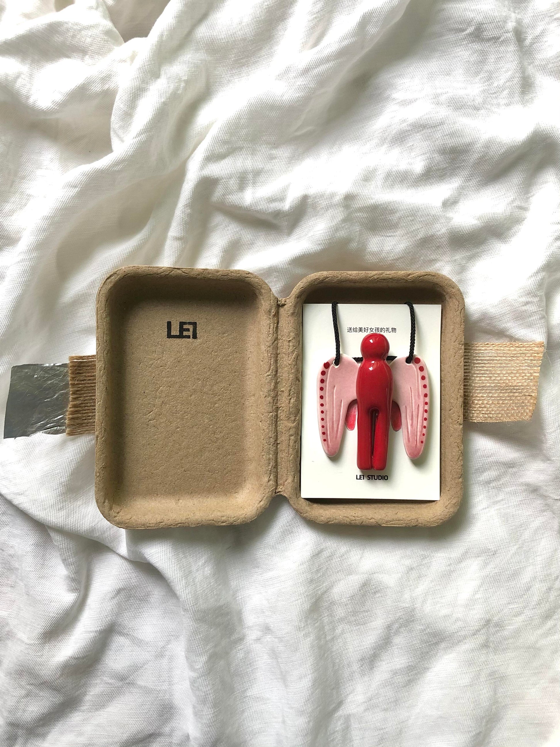 Red Angle Ceramic Incense Holder Necklace | Plate/Vases Set | Three Fleas