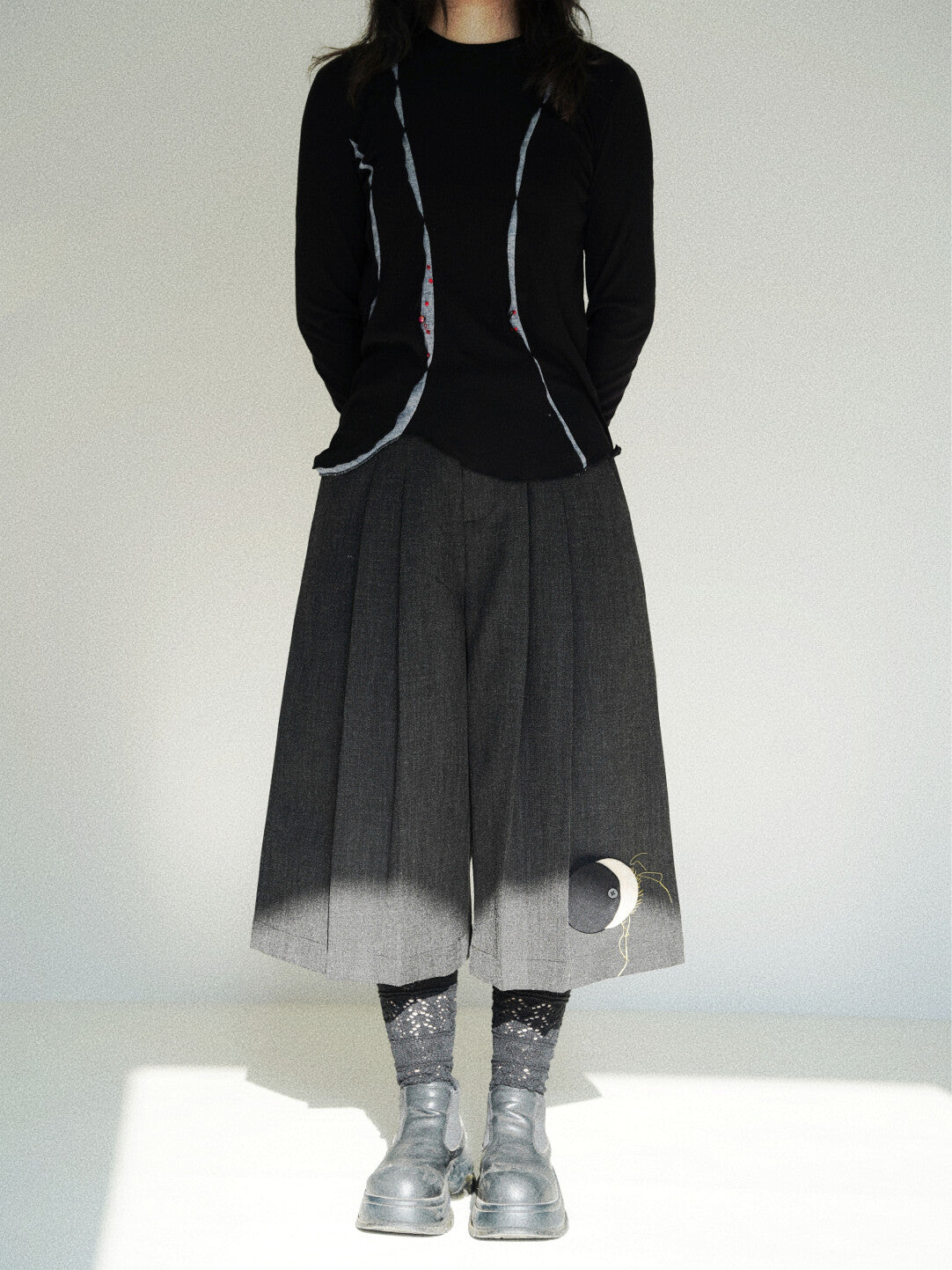 Red Bead Decor Black Knit Pullover