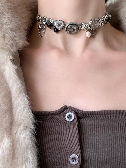 Retro Buttons Choker