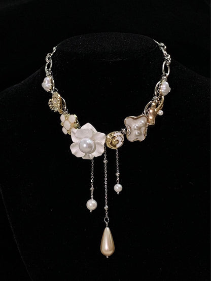 Retro Buttons Pearl Layered Choker Necklace