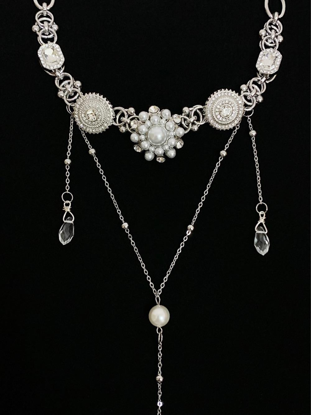 Retro Buttons Pearl Layered Choker Necklace