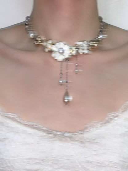 Retro Buttons Pearl Layered Choker Necklace