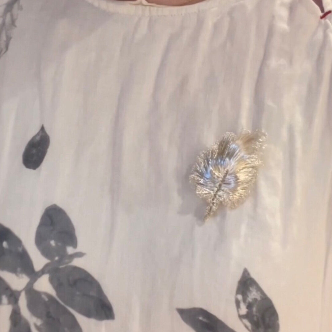 Retro Metal Woven Feather Brooch