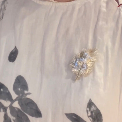 Retro Metal Woven Feather Brooch