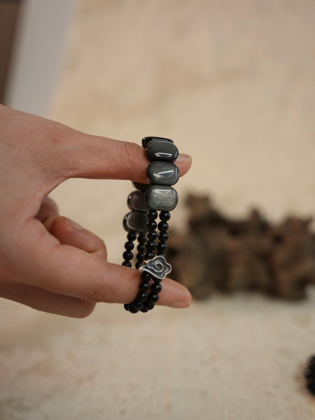 Chinoiserie Rising Clouds Beaded Bracelet