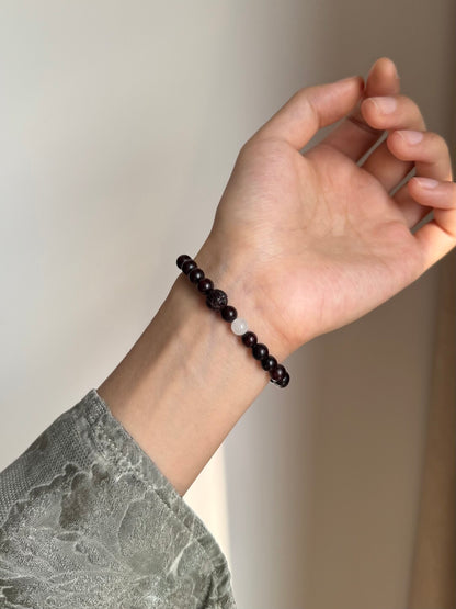 Sandalwood & White Jade Beaded Bracelet