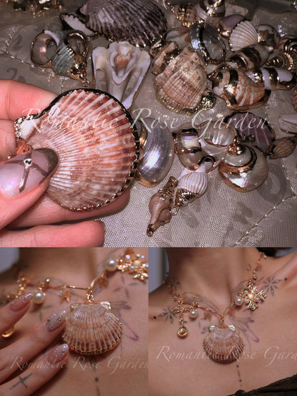 Seashells Choker