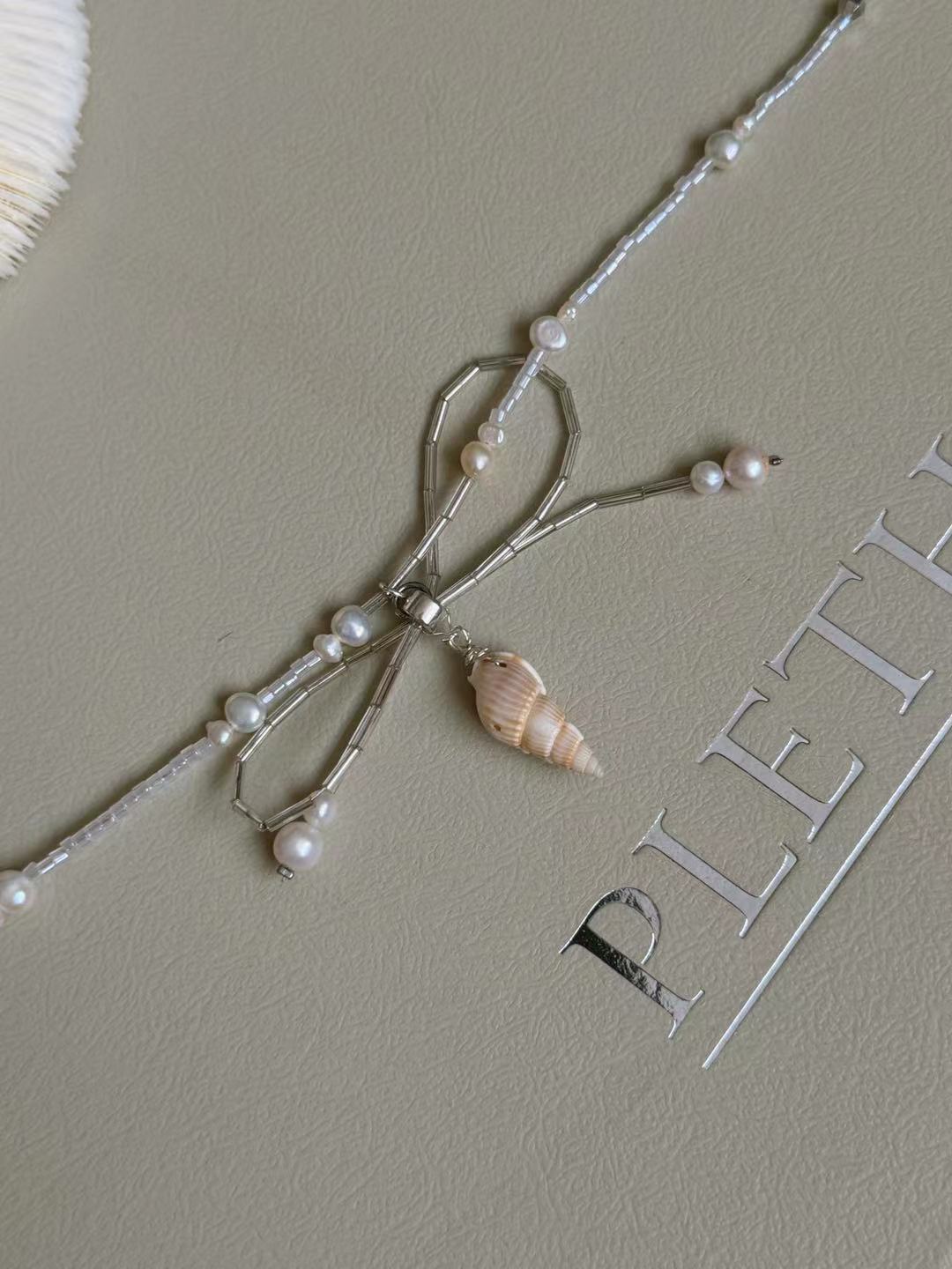Shell Charm Bow Pearl Beaded Necklace