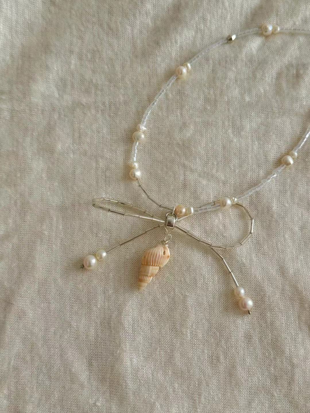 Shell Charm Bow Pearl Beaded Necklace
