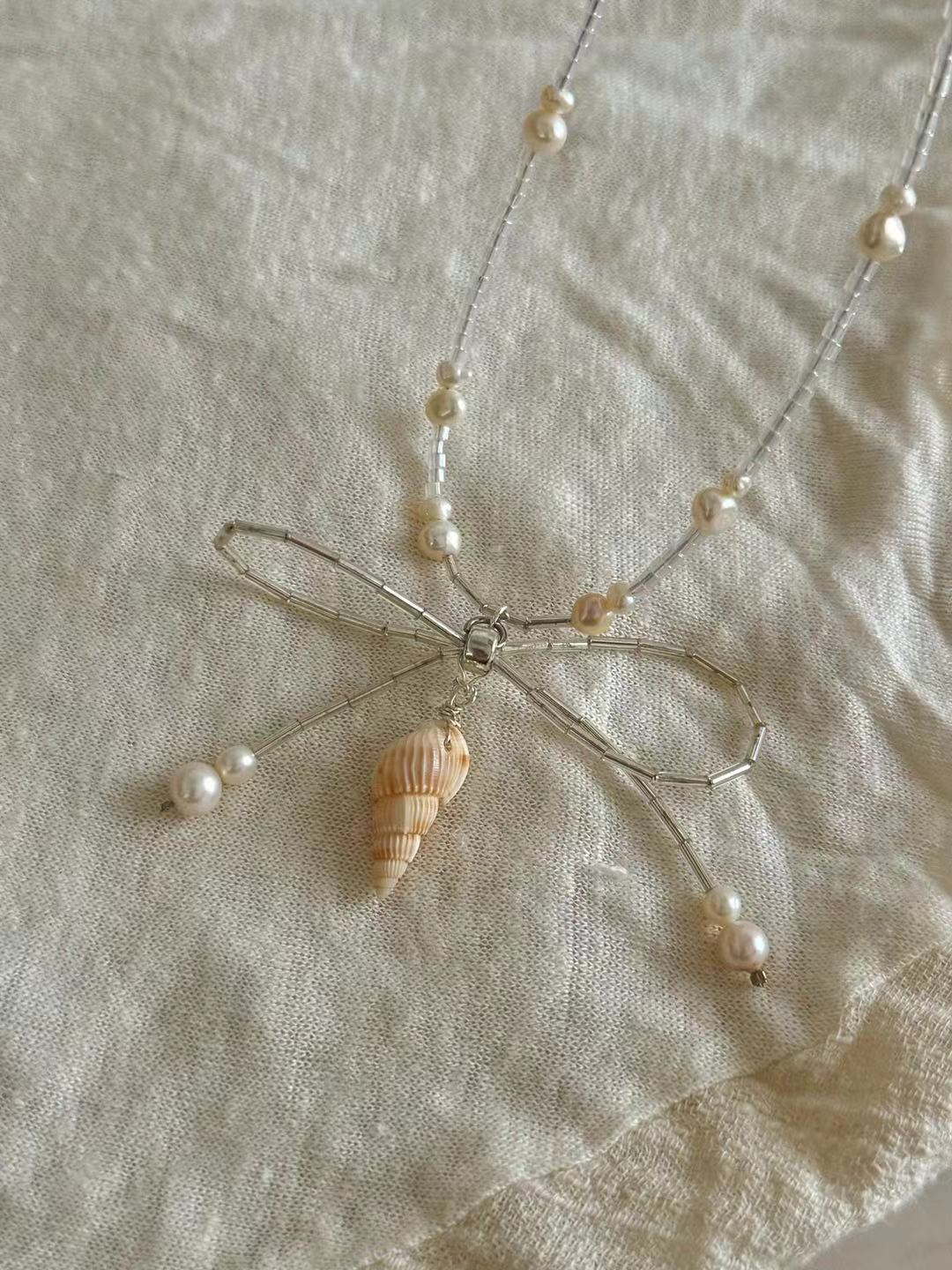 Shell Charm Bow Pearl Beaded Necklace