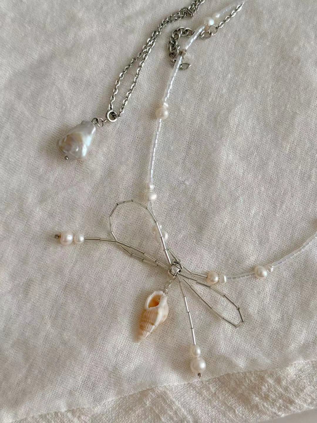 Shell Charm Bow Pearl Beaded Necklace