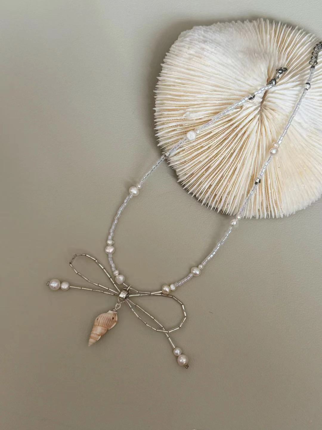 Shell Charm Bow Pearl Beaded Necklace