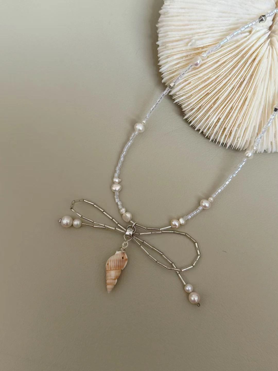 Shell Charm Bow Pearl Beaded Necklace