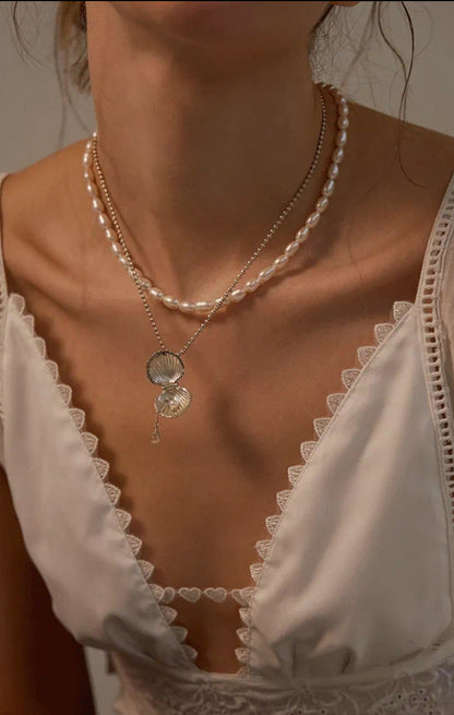 Shell Pearl Crystal Necklace
