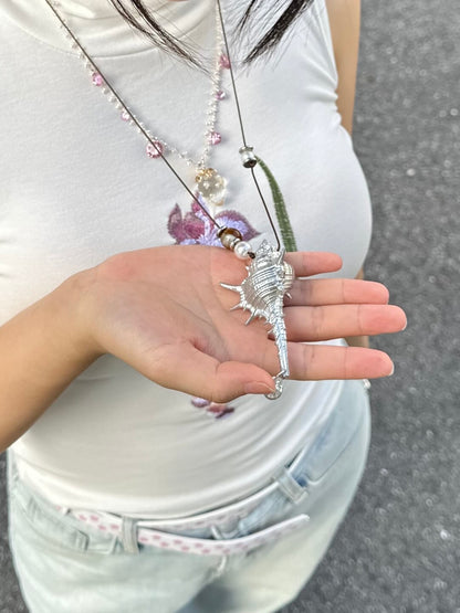 Silver Conch Shell Pendant Necklace